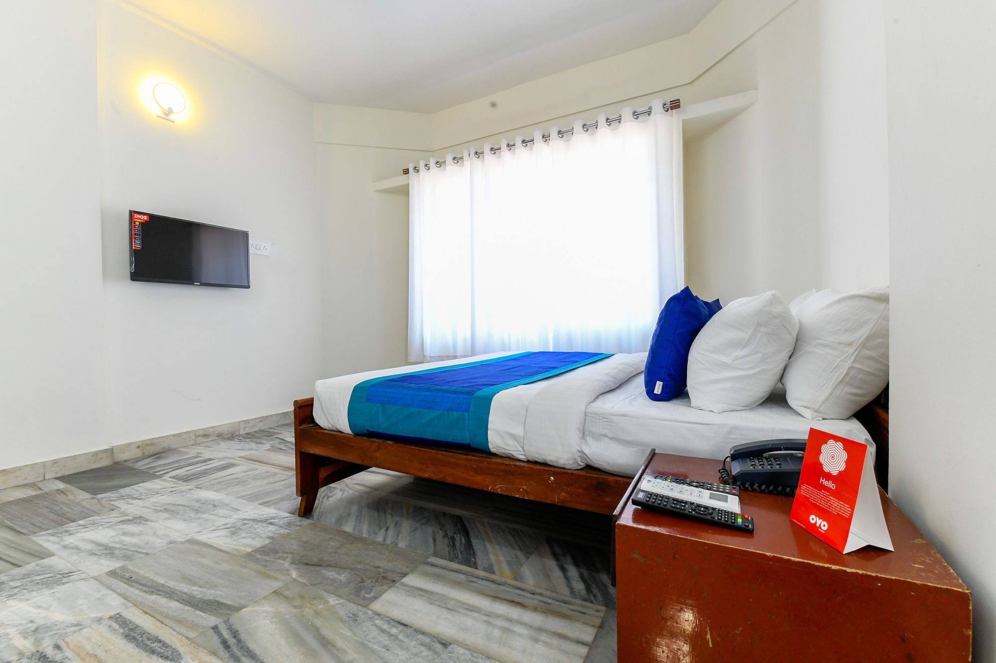 Oyo 11328 Hotel Chandrika Residency Kochi Exterior photo